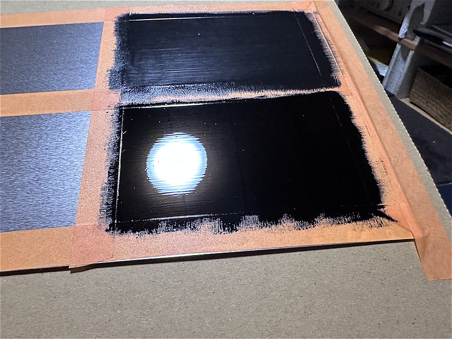 漆塗布後10分以上経過に刷毛を通した塗面