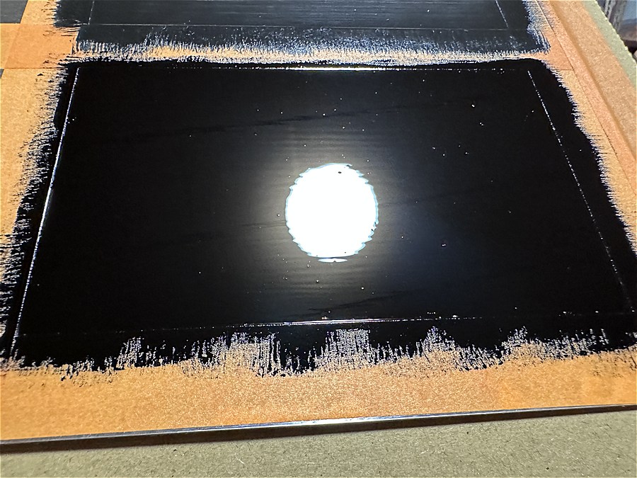 漆塗布後、更に3分後の塗面