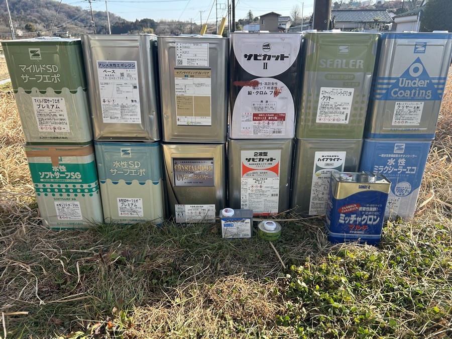 ガルバリウム鋼板　試験塗装後　クロスカット　ガムテープにて密着検査　使用材料