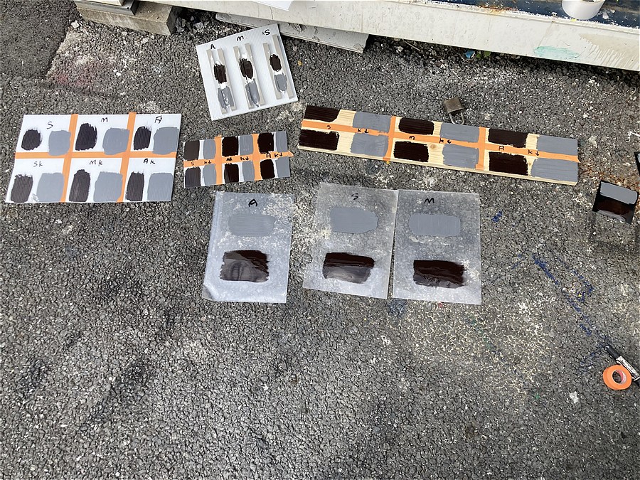 プラべニア、シリコンコーキング、クリアファイル、木材への塗装状況