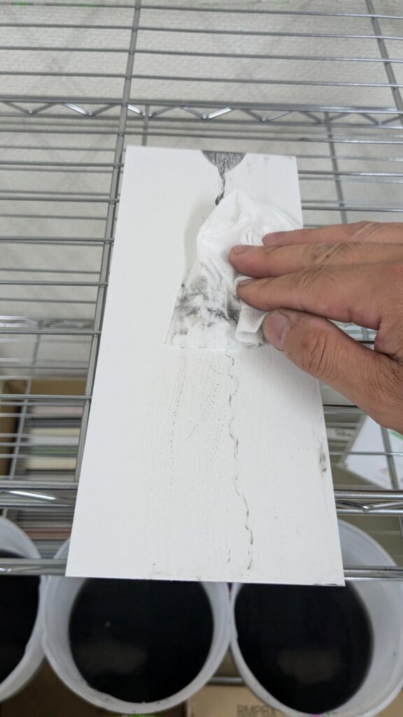 カーボン分散液を用いた低汚染塗料テスト