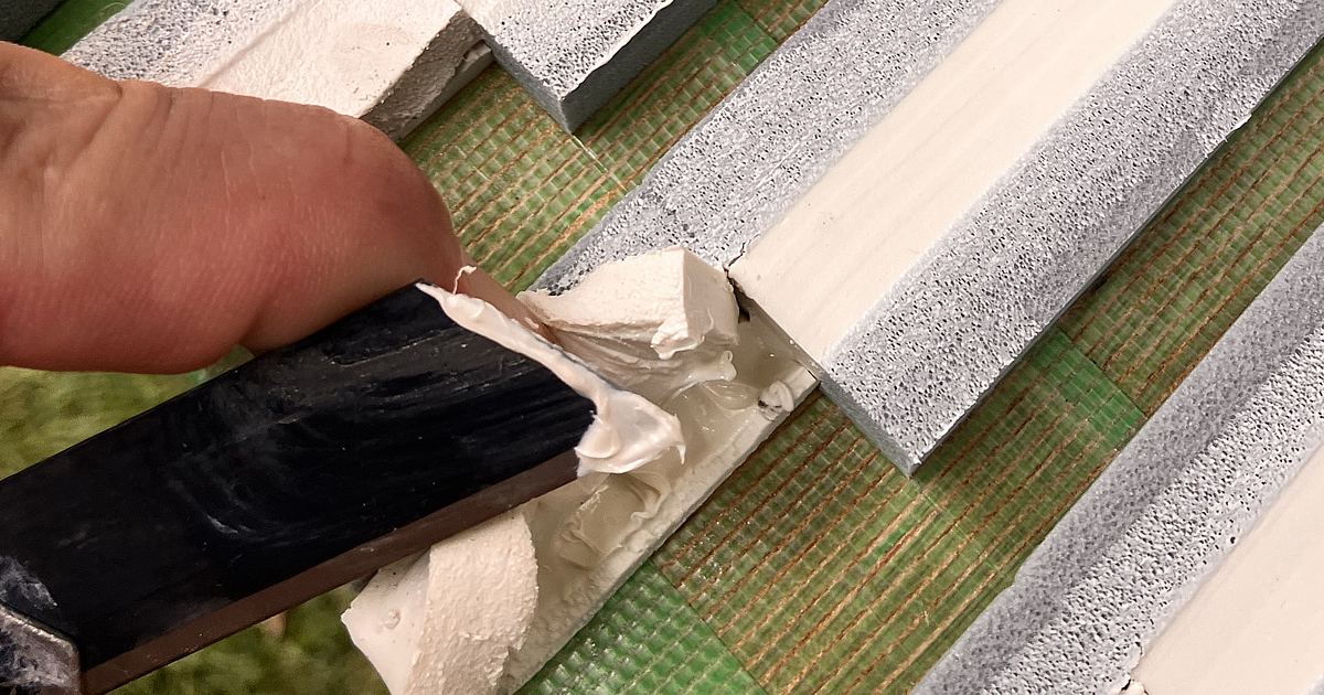 シーリング硬化時間確認　痩せテスト